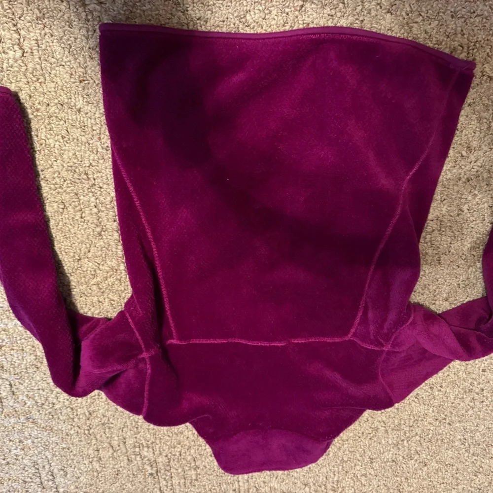 Patagonia Purple Fleece Pullover - Picture 2 of 3